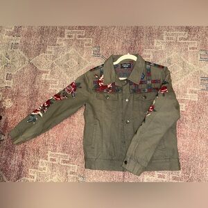 Johnny Was green khaki embroidered floral denim jean jacket roses size small